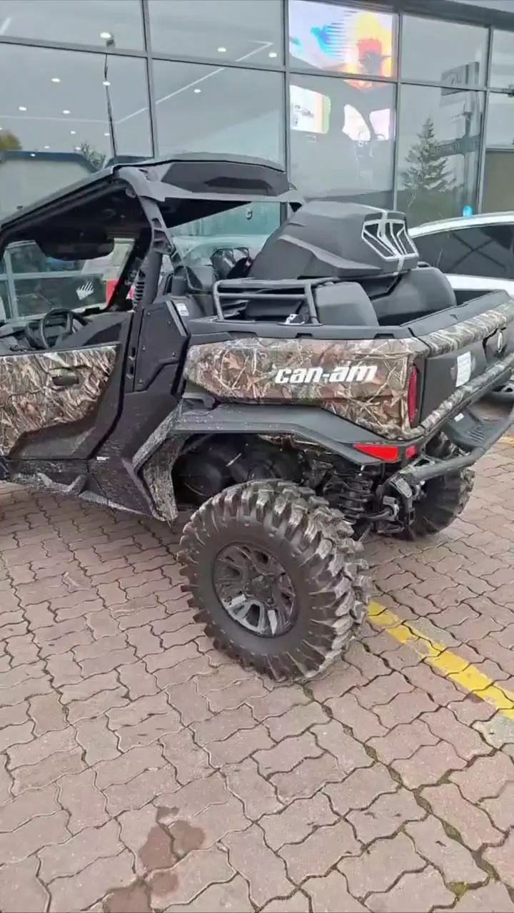 Can-Am Commander 1000R, камуфляж в салоне, фото 1